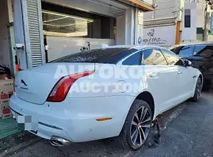 2019, Jaguar / XJ, VIN: SAJAA22P7KNW17698, 23734 км., diesel