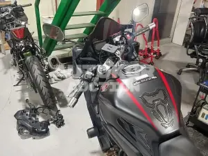 2022, BMW / 650, gas