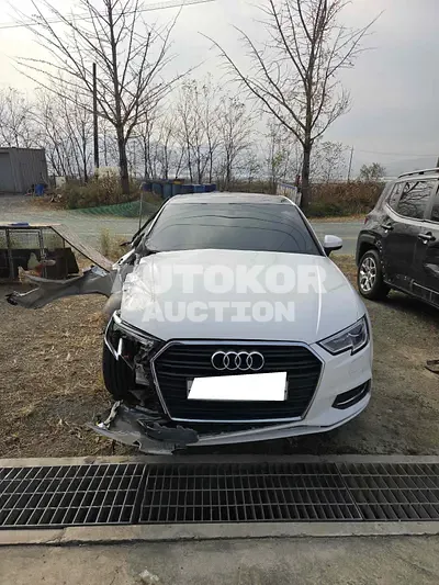 2018, Audi / A3, VIN: WAUZZZ8V5J1090630, 75709 км., gas, 1984 куб.см.