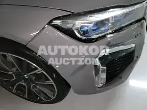 2021, BMW / 740, unknown