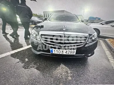 2019, Mercedes-Benz / e300, VIN: WDDZF4JB8KA590884, 113358 км., gas