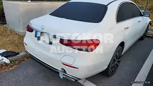 2021, Mercedes-Benz / E 300, VIN: W1KZF5EB9MA886161, hybrid