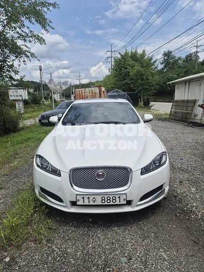 2015, Jaguar / XF, VIN: SAJAJ06F8F8U69734, 233363 км., gas