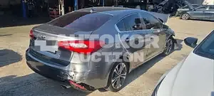 2015, BMW / Z1, VIN: KNAFZ412BFA931600, 120000 км., gas