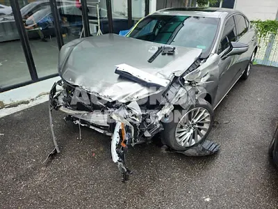2019, Lexus / es300h, VIN: JTHB21B12K2068045, 81509 км., hybrid, 2487 куб.см.