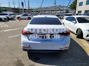 2017, Genesis / G80, 60000 км., gas, 3342 куб.см.