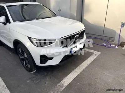 2025, Volvo / XC40, VIN: YV1XZK922S2558003, hybrid