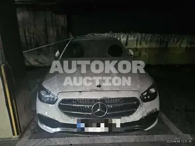 2022, Mercedes-Benz / E 350, gas