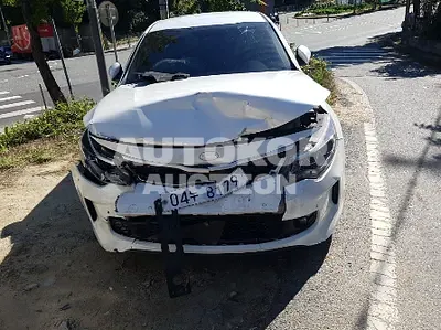 2017, Kia / K5, VIN: KNAGU41EBHA011846, 100631 км., hybrid