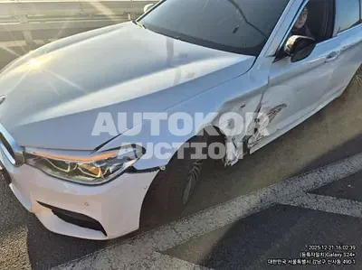 2019, BMW / 530, 33187 км., gas