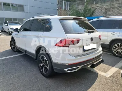 2022, Volkswagen / Tiguan, VIN: WVGBZZ5NZNW522040, 11000 км., diesel, 2000 куб.см.