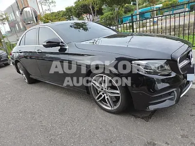 2019, Mercedes-Benz / E 300, 89706 км., gas