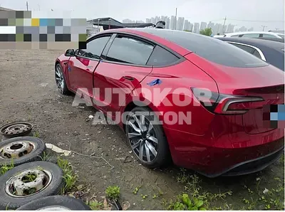2024, Tesla / Model 3, 6656 км., electric