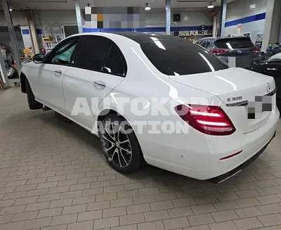2016, Mercedes-Benz / e300, 39845 км., gas 2016, Mercedes-Benz / e300, 39845 км., gas