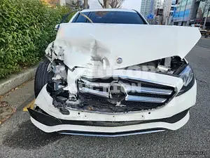 2017, Mercedes-Benz / E 300, 176433 км., gas, 1991 куб.см.