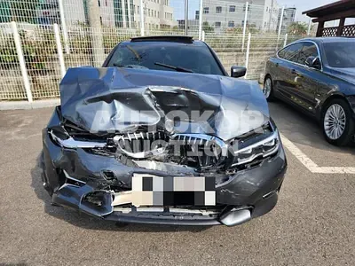 2020, BMW / 320, 70000 км., gas