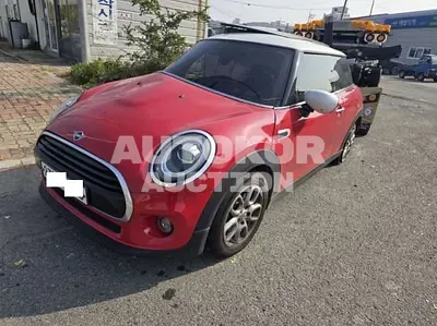 2020, MINI / Cooper, VIN: WMWXR7100L2M81613, 53629 км., gas