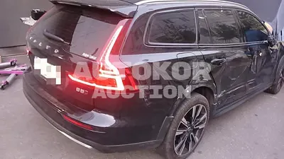 2023, Volvo / v60 cross country, 80000 км., gas