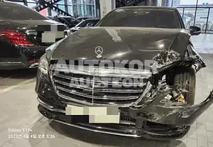 2020, Mercedes-Benz / S 560, VIN: W1KUG8GB5LA554836, 26336 км., gas