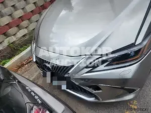 2020, Lexus / ES 300, 82363 км., hybrid