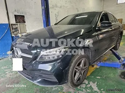 2019, Mercedes-Benz / c220, VIN: WDDWF1FBXKR472928, 78426 км., diesel