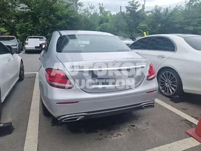 2017, Mercedes-Benz / E 220, 272047 км., diesel
