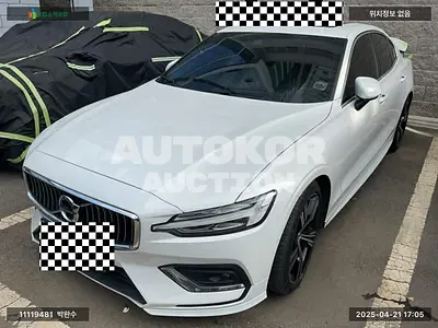 2022, Volvo / S60, VIN: 7JRZSL12DNG165179, 78028 км., gas