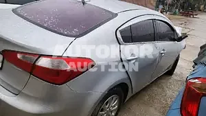 2015, BMW / Z1, VIN: KNAFK412BFA936222, 100000 км., gas, 1591 куб.см.