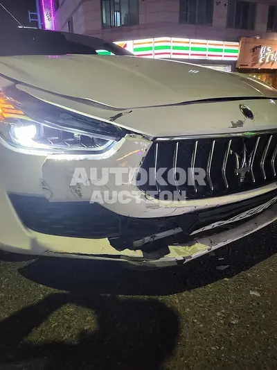 2017, Maserati / Ghibli, VIN: ZAM57TSGXJ1272589, 119013 км., diesel