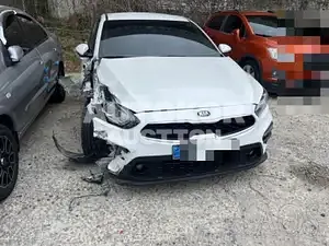 2019, BMW / Z1, gas
