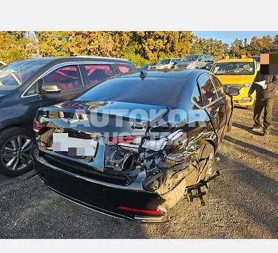 2018, Genesis / G80, 117532 км., gas, 3300 куб.см.