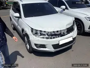 2015, Volkswagen / Tiguan, VIN: WVGZZZ5NZFW564673, 81071 км., diesel
