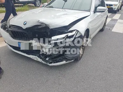 2022, BMW / 520, gas, 1998 куб.см.