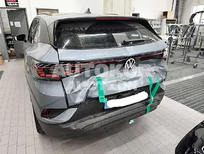2022, Volkswagen / ID.4, VIN: WVGZZZE2ZNP044159, 12329 км., electric