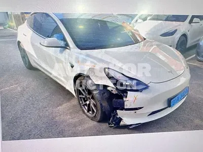 2021, Tesla / Model 3, VIN: 5YJ3E1EB0MF947674, 93278 км., electric