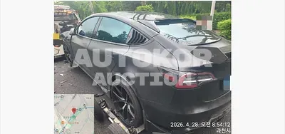2021, Tesla / Model 3, 65000 км., electric, 236 куб.см.