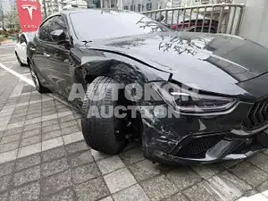 2019, Toyota / Sera, VIN: ZAM57YTG1K1309882, gas