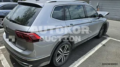 2023, Volkswagen / Tiguan Allspace, 26000 км., gas