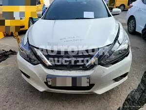 2017, Nissan / Altima, VIN: 1N4AL3AP2HC215663, 52226 км., gas