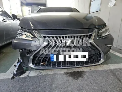 2023, Lexus / es300h, 70000 км., hybrid