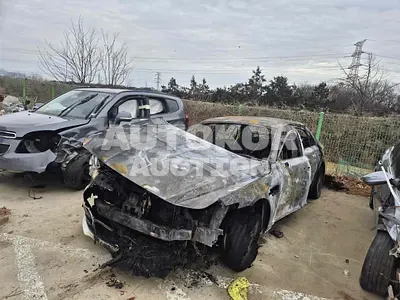 2019, Genesis / G90, VIN: KMHG141DDKU075222, 67111 км., gas, 3778 куб.см.