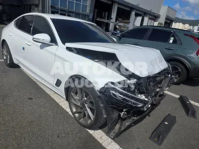 2024, Genesis / G70, 24138 км., gas, 2500 куб.см.