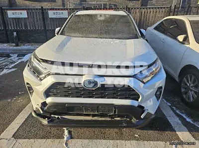2024, Toyota / RAV4, VIN: JTMX2RFV4RD163501, 32442 км., hybrid