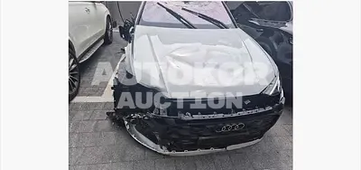 2026, Audi / Q8, 5700 км., gas, 2995 куб.см. 2026, Audi / Q8, 5700 км., gas, 2995 куб.см.