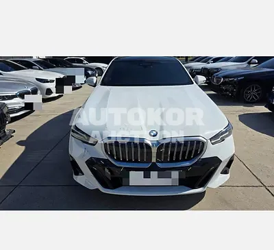 2025, BMW / 520, gas