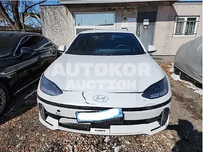 2023, Hyundai / ionic 6, VIN: KMHM341AFPA003015, 6479 км., electric