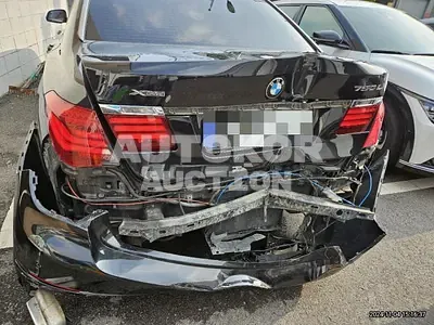 2014, BMW / 750, 234535 км., gas