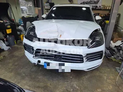2023, Porsche / Cayenne, 48598 км., gas