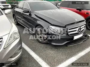 2016, Mercedes-Benz / E 300, VIN: WDDZF4JB7HA038687, 157650 км., gas