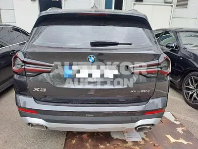 2024, BMW / 330, 3711 км., hybrid